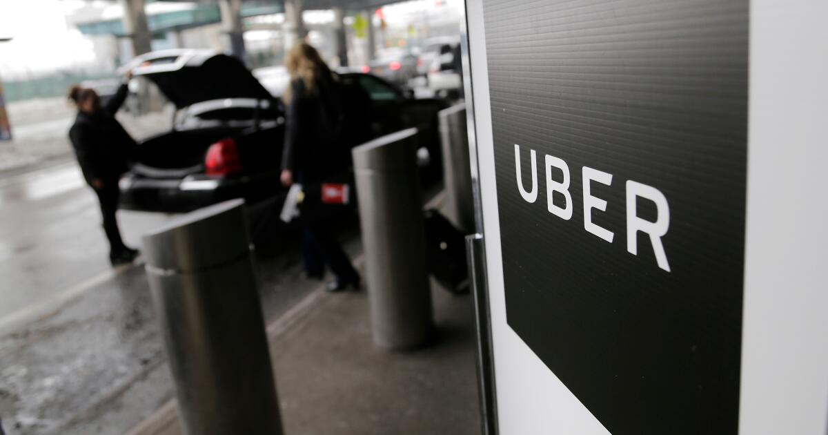 New lawsuit alleges Uber is violating drivers' rights. Here's how