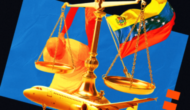 Venezuelan immigrant seeks lawsuit against government over CECOT detention