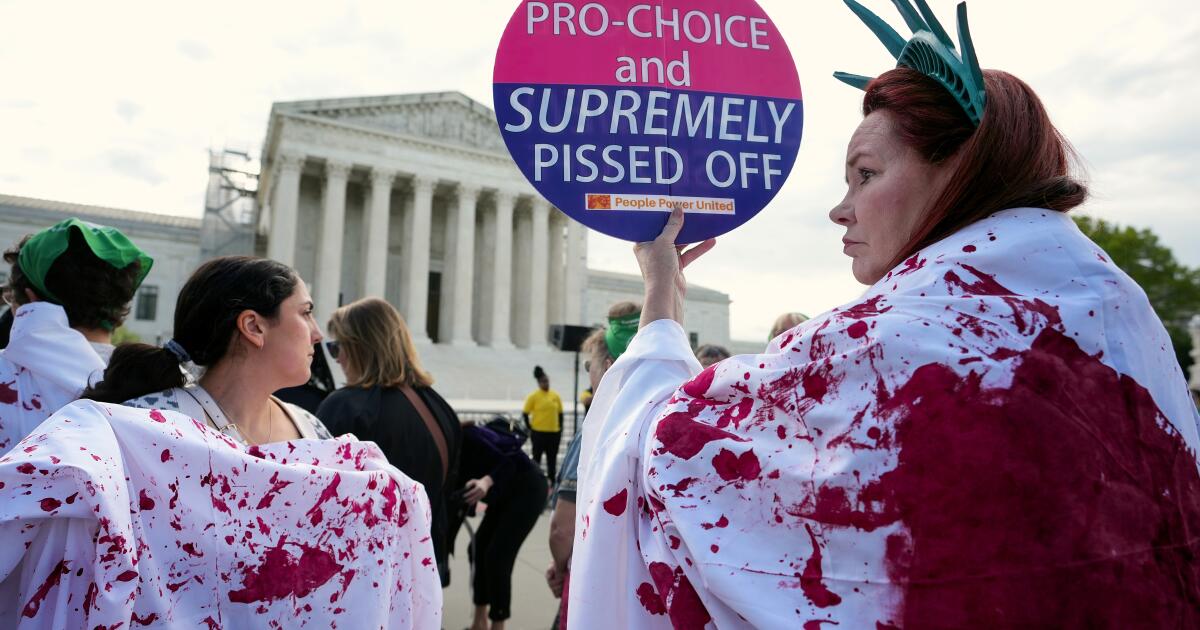 Contributor: California is now the front line of America’s maternal mortality crisis