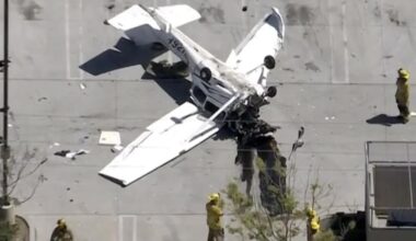 Plane crashes upside down in SoCal auto store parking lot, pilot hospitalized