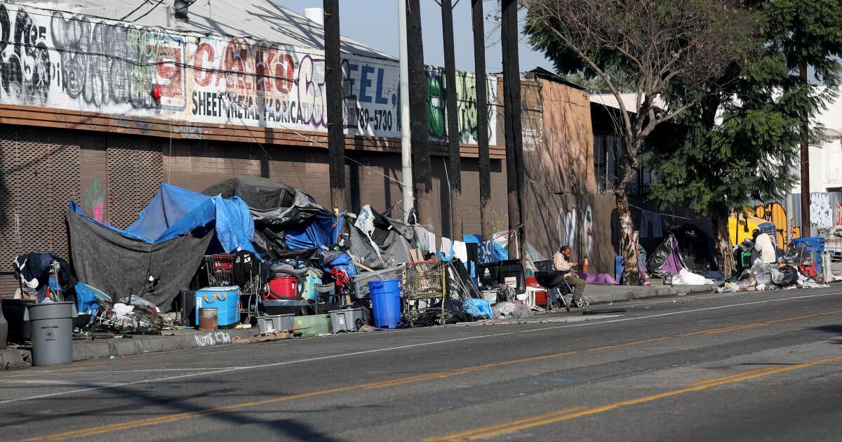 Embattled L.A. homeless services agency to lay off 284 workers