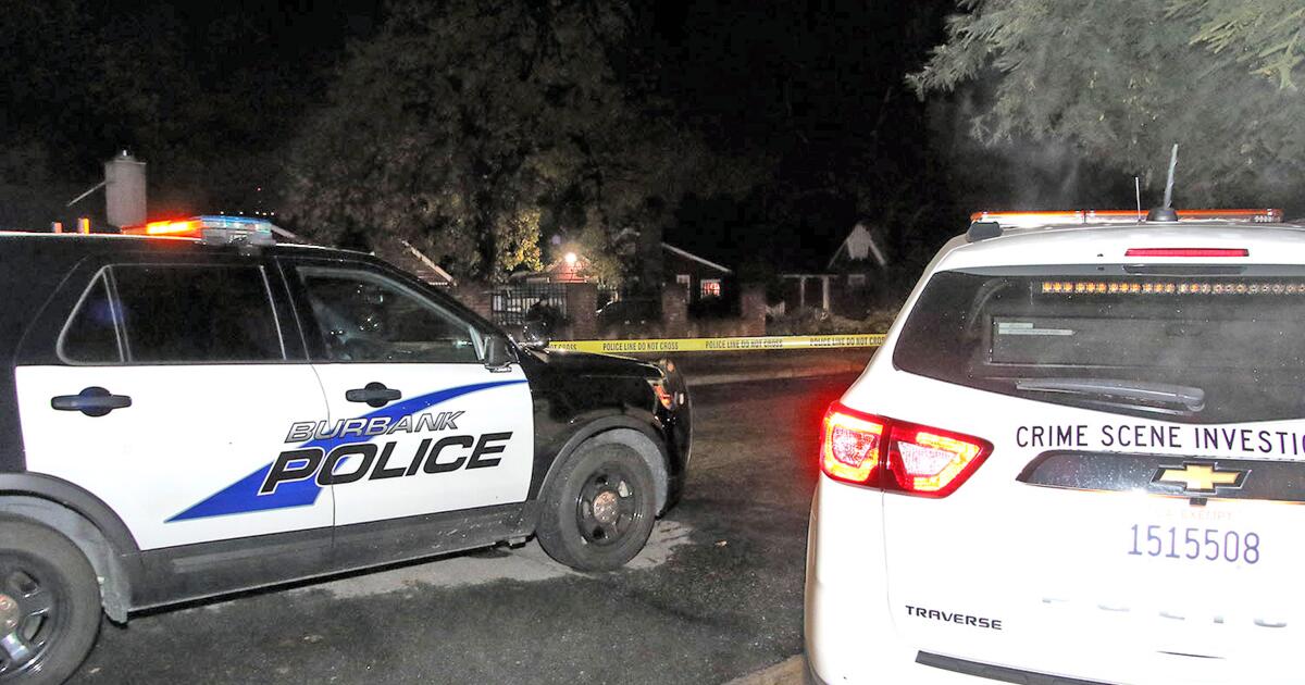 Stabbing in Burbank leaves one woman dead, another hospitalized. No arrests made
