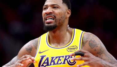 Lakers take commanding 3-0 lead over Rockets in playoff series