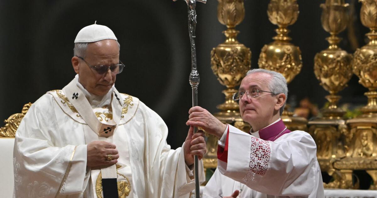 At Easter, Iranian Christians pray as war rages at home