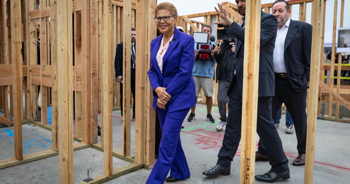 Karen Bass seeks council approval of $360-million allocation for affordable housing