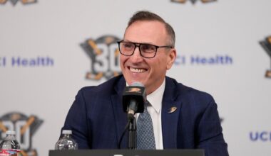 Ducks GM Pat Verbeek agrees to multiyear contract extension