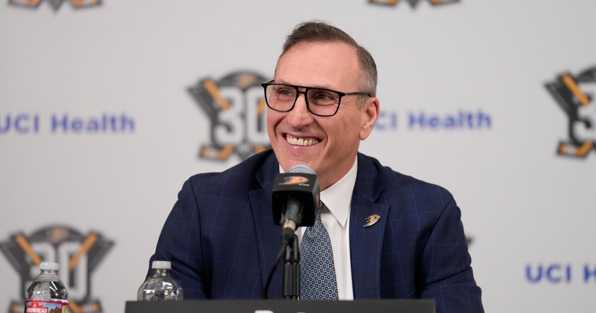 Ducks GM Pat Verbeek agrees to multiyear contract extension