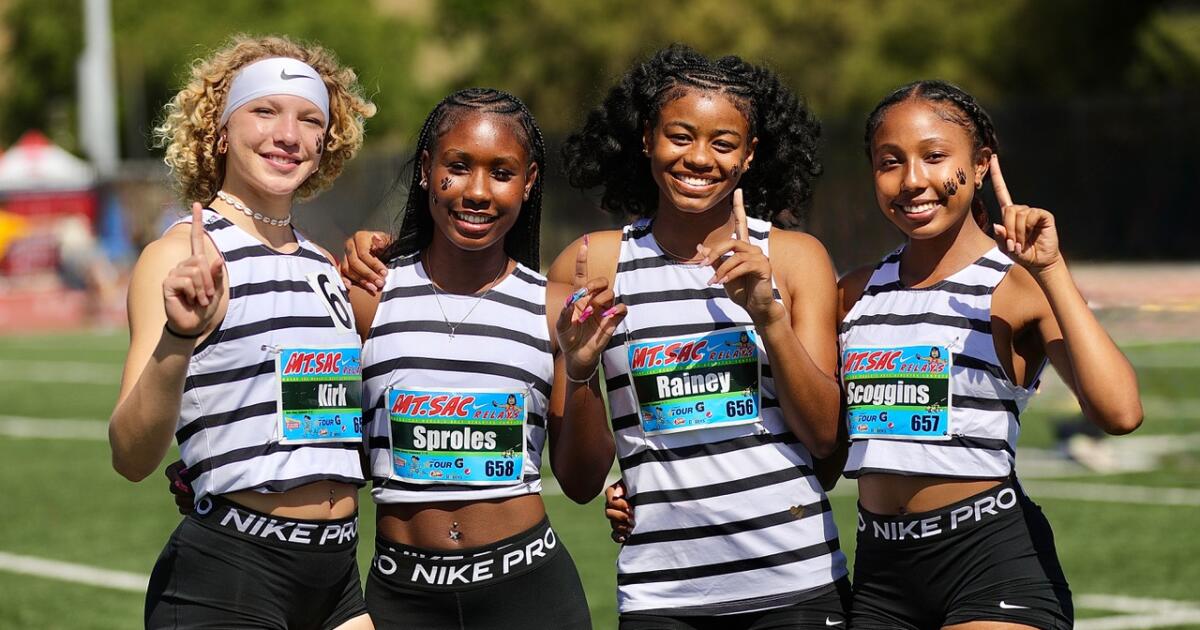Calabasas girls get the 4x100 relay win at Mt. SAC Relays