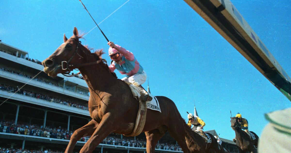 Billy Shoemaker made history 40 years ago at the Kentucky Derby