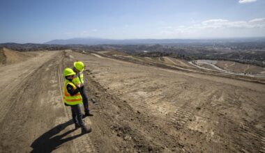Costa Mesa reluctantly accepts rate hike for county landfill use