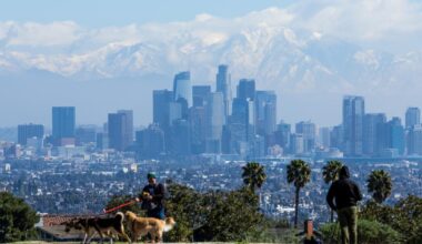 Los Angeles’ population is shrinking. Is region headed for a Rust Belt ‘death spiral’?