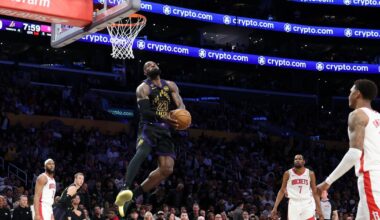 Lakers beat Rockets in Game 2 with a new Big Three
