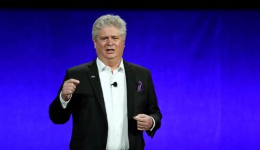 Why theater owners are balking at Hollywood's latest mega deal