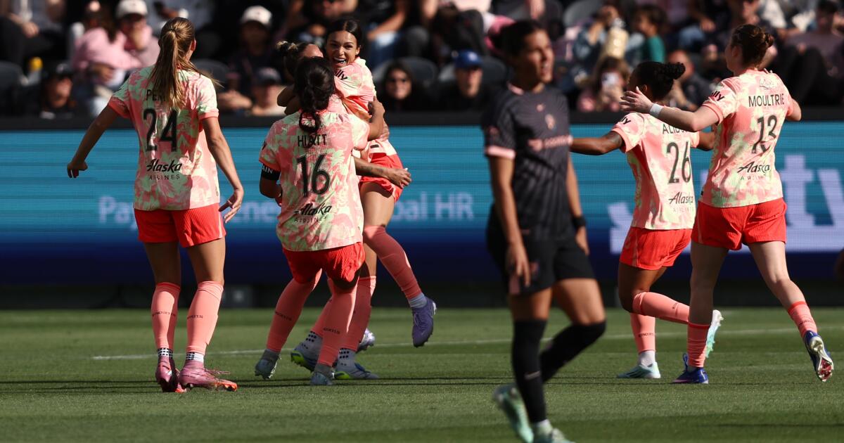 Sophia Wilson scores late to lift Portland over Angel City