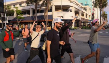 Want to walk entire L.A. streets? Start with Santa Monica Boulevard