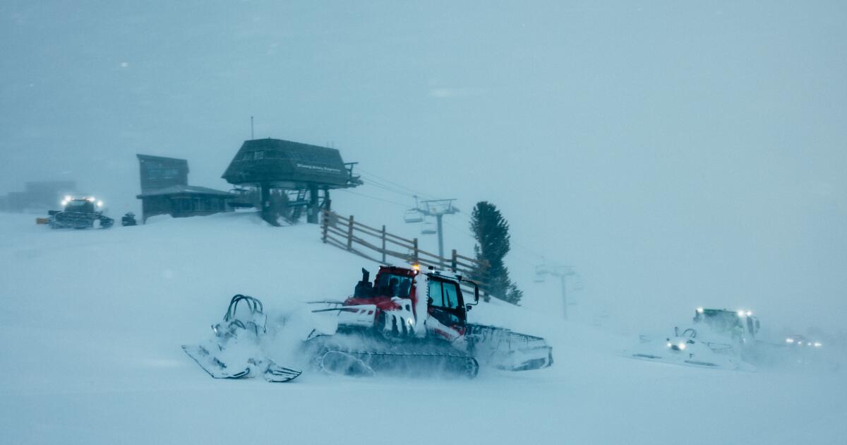 Snowstorm extends ski season in California's High Sierra