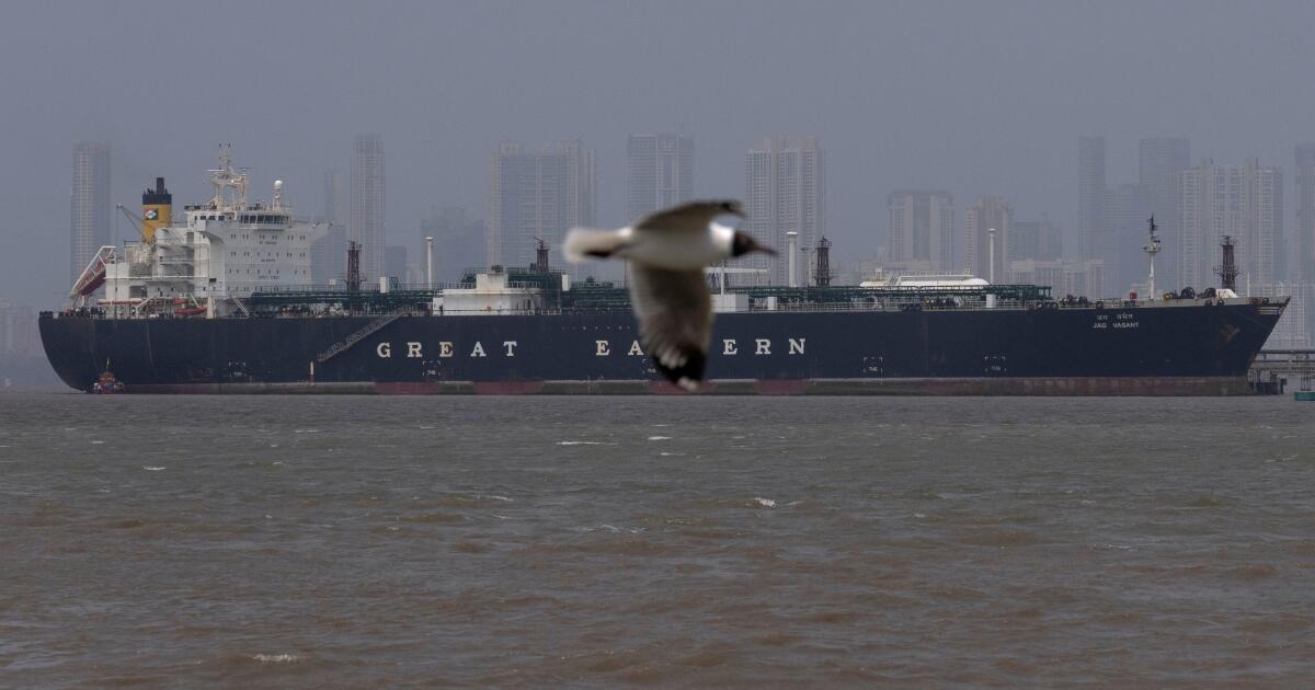 Trump signals Iran war offramp while administration reexamines NATO