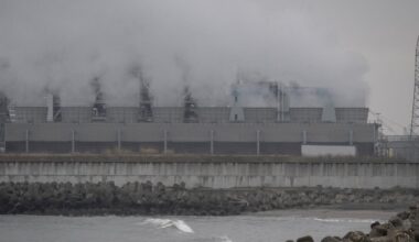 Magnitude 6.1 earthquake shakes northern Japan