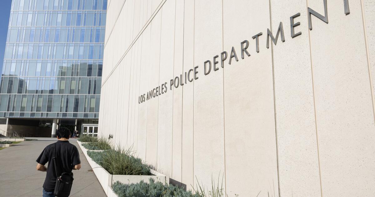 LAPD reports 9th Valley burglary as Mayor Bass orders extra patrols