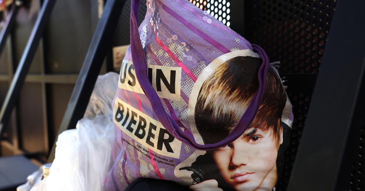 Justin Bieber (and his laptop) headline Coachella Night 2