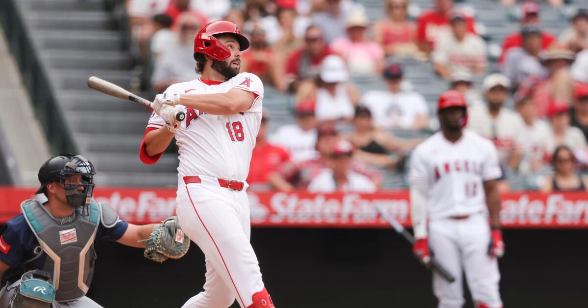Nolan Schanuel lifts Angels to walk-off victory over Mariners
