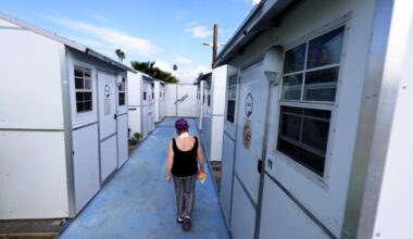 Los Angeles wants greater control over homeless services agency