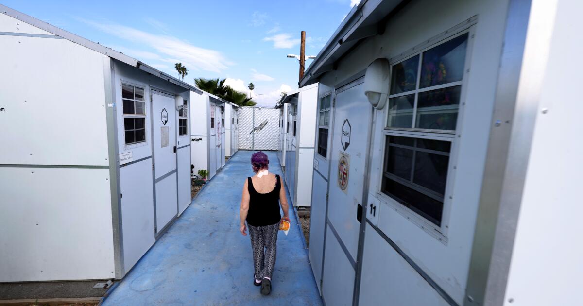 Los Angeles wants greater control over homeless services agency