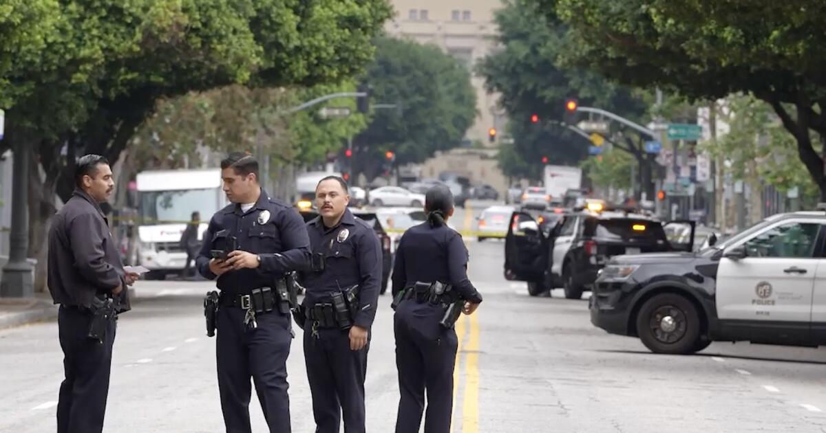 Woman in critical condition after stabbing in downtown L.A.; suspect arrested