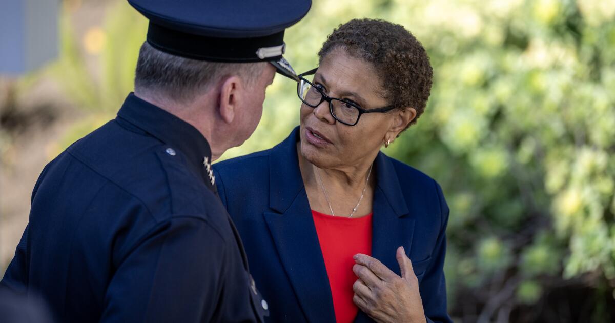 Mayor Bass orders extra police patrols after rash of Valley burglaries