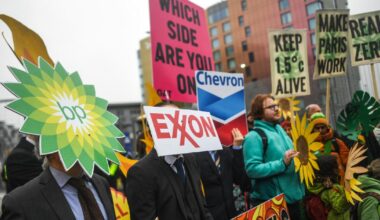 Contributor: Investigate the AI campaigns flooding public agencies with fake comments