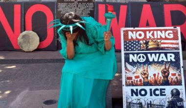 Bakersfield protesters hold silent demonstration against Iran war