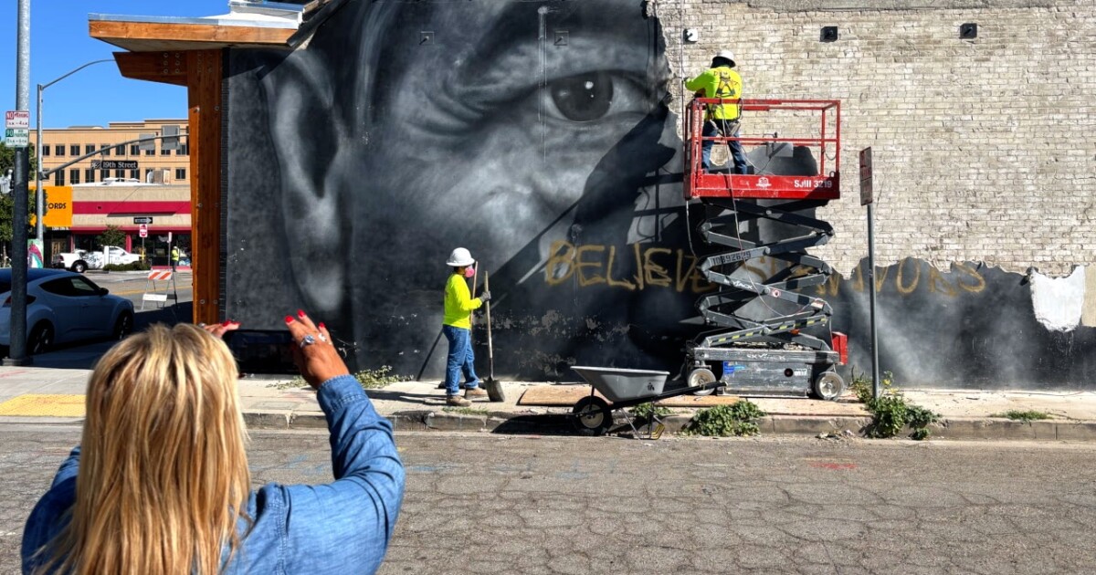 Cesar Chavez mural removed in Downtown Bakersfield amid renovations