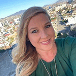 Portrait of CalMatters reporter Wendy Fry