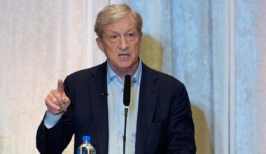 Billionaire's spending binge dwarfs rival campaigns in California governor's race