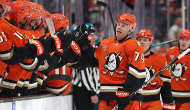 Carlson's Hat Trick Goal | Anaheim Ducks