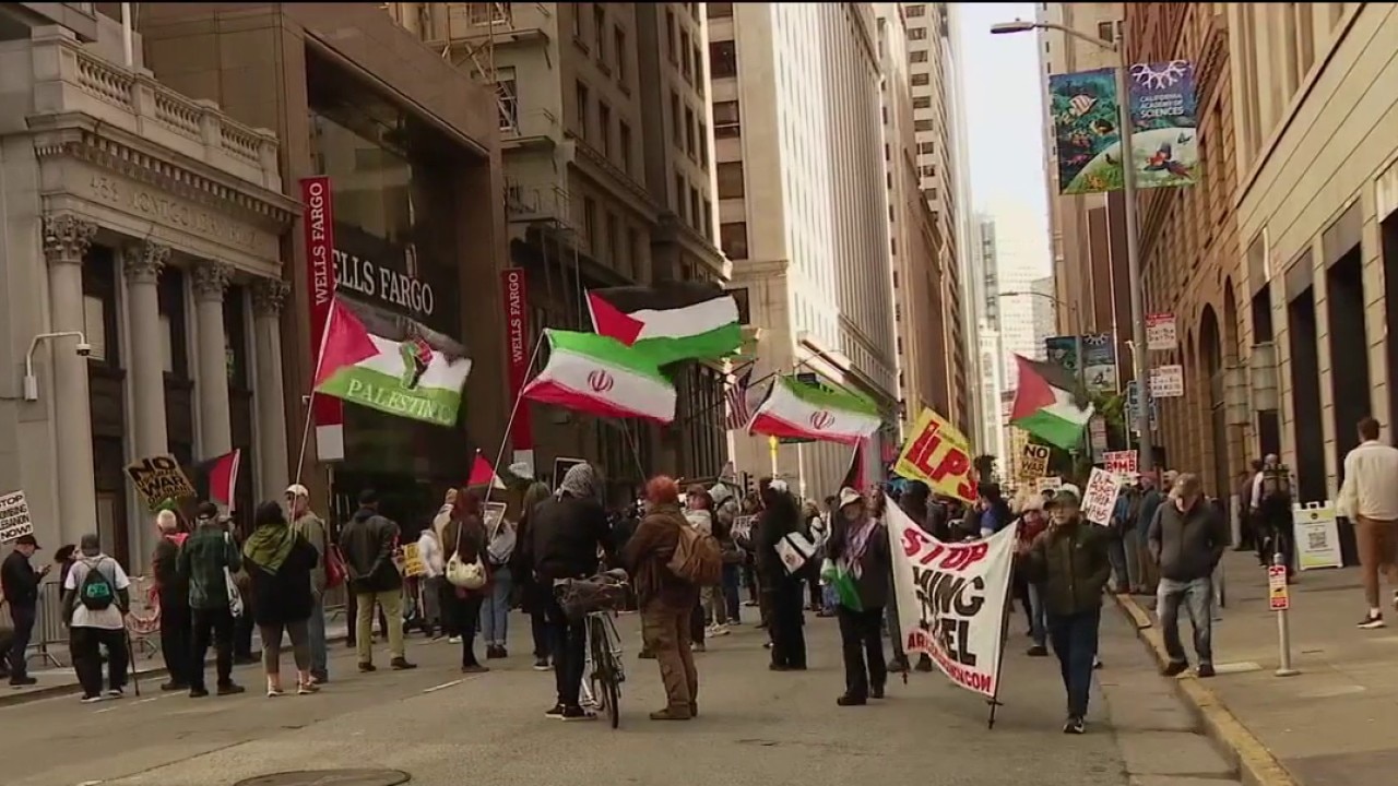 No long lines at the post office on Tax Day, but there were anti-war protests