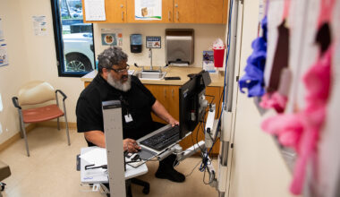 California health clinics sue to block union ballot measure