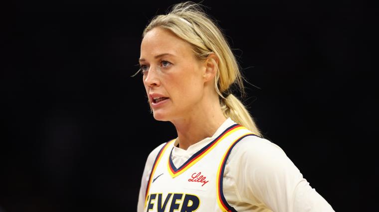 Sophie Cunningham steals the show before Fever-Valkyries with perfect California look