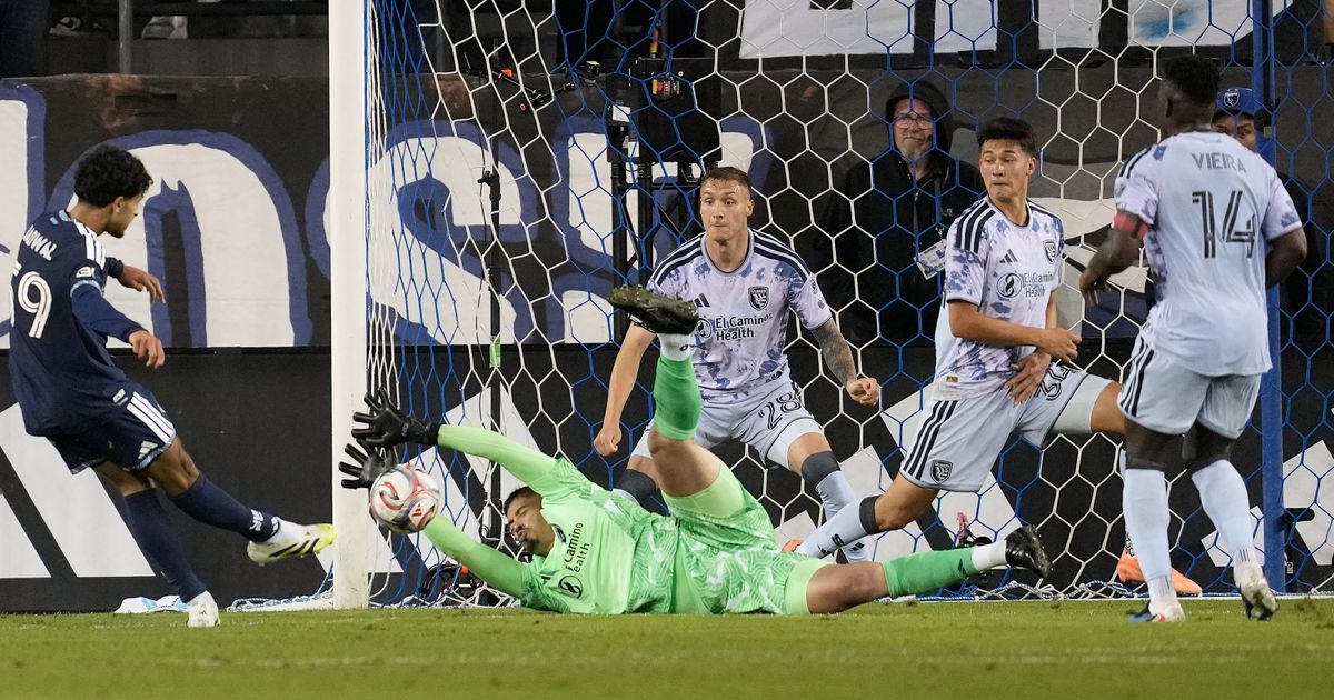 Berhalter scores in the 76th minute for Whitecaps in 1-1 tie with MLS-leading Earthquakes :: WRAL.com