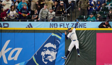 Out-thundered and sundered, San Diego squashes Seattle 7-4