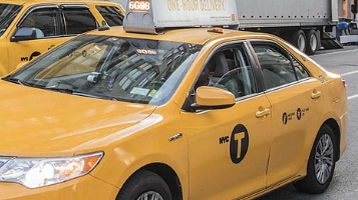 Taxi