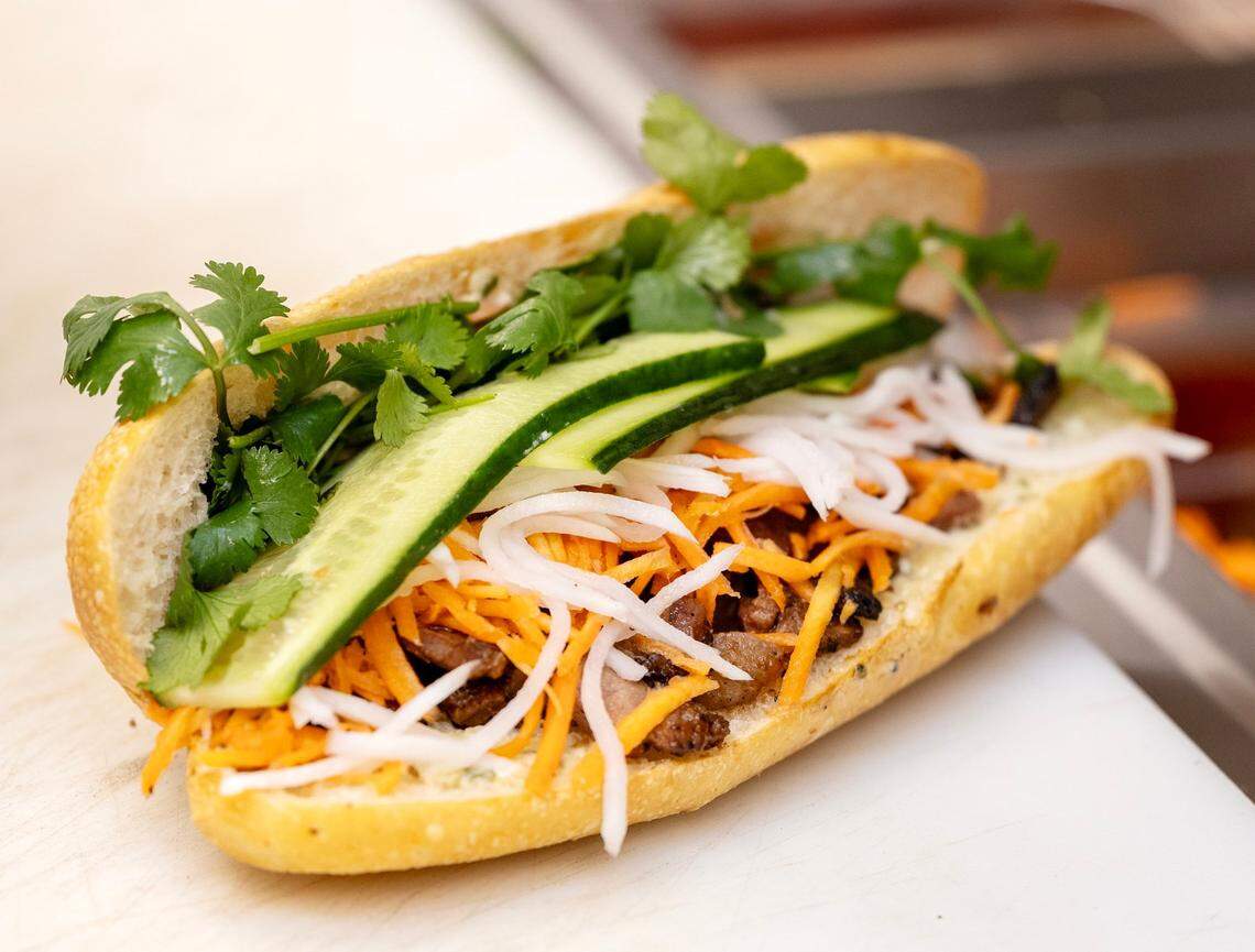 Buddha Bowls & Rolls to replace Chando’s Tacos in East Sacramento