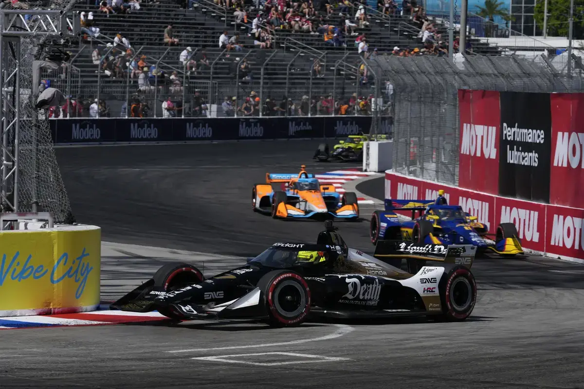 IndyCar drivers clash over Long Beach push-to-pass controversy