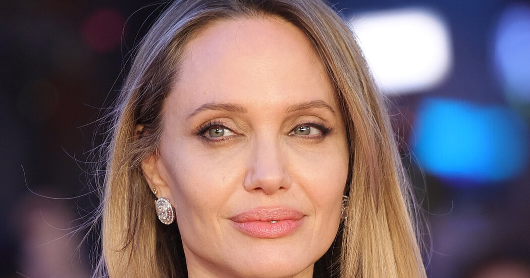 Angelina Jolie Lists Her Los Angeles Estate for $29.85 Million