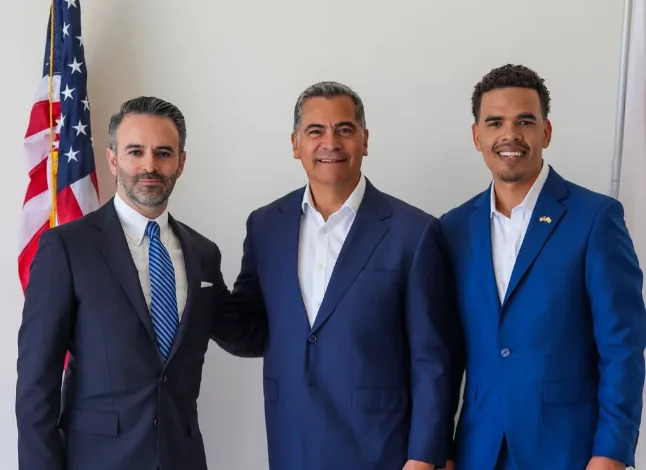 <em>Gomez Trial Attorneys and Shane Harris meet with Xavier Becerra (833getgomez/shaneharrisnow)<br></em>