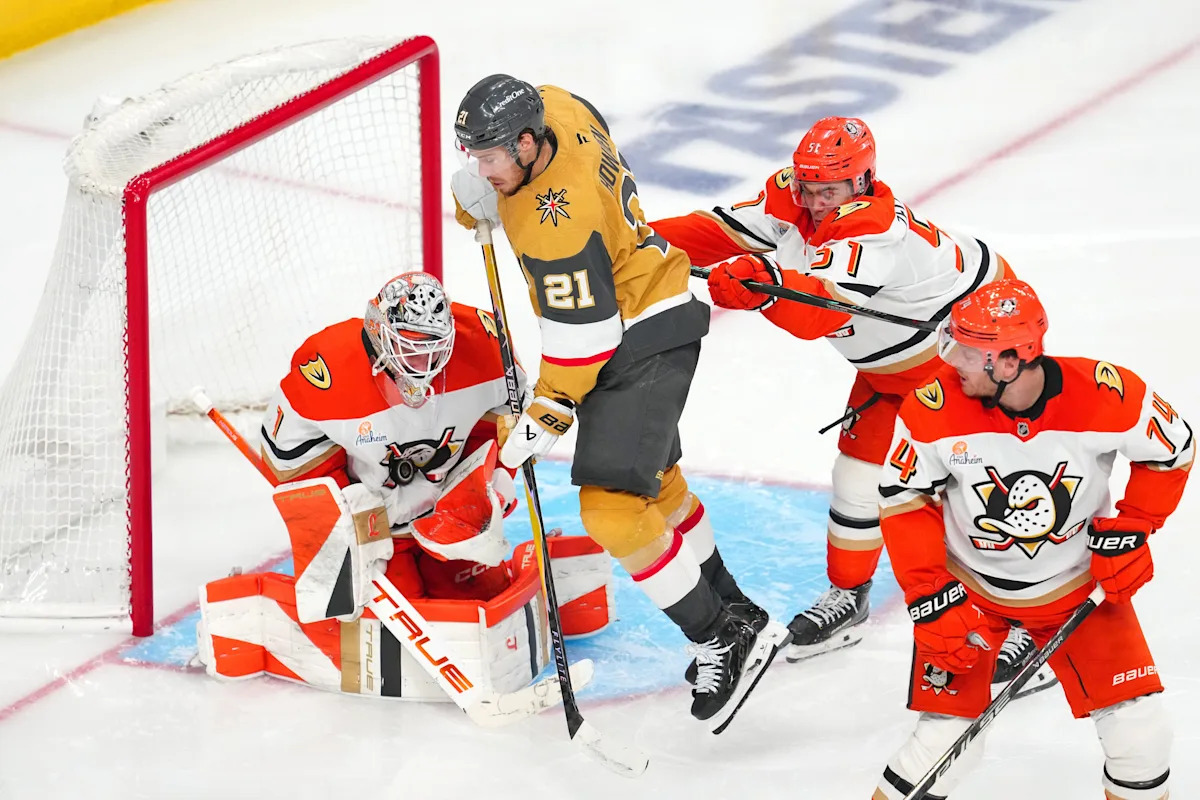 What channel are the Ducks on tonight? What channel are the Golden Knights on?