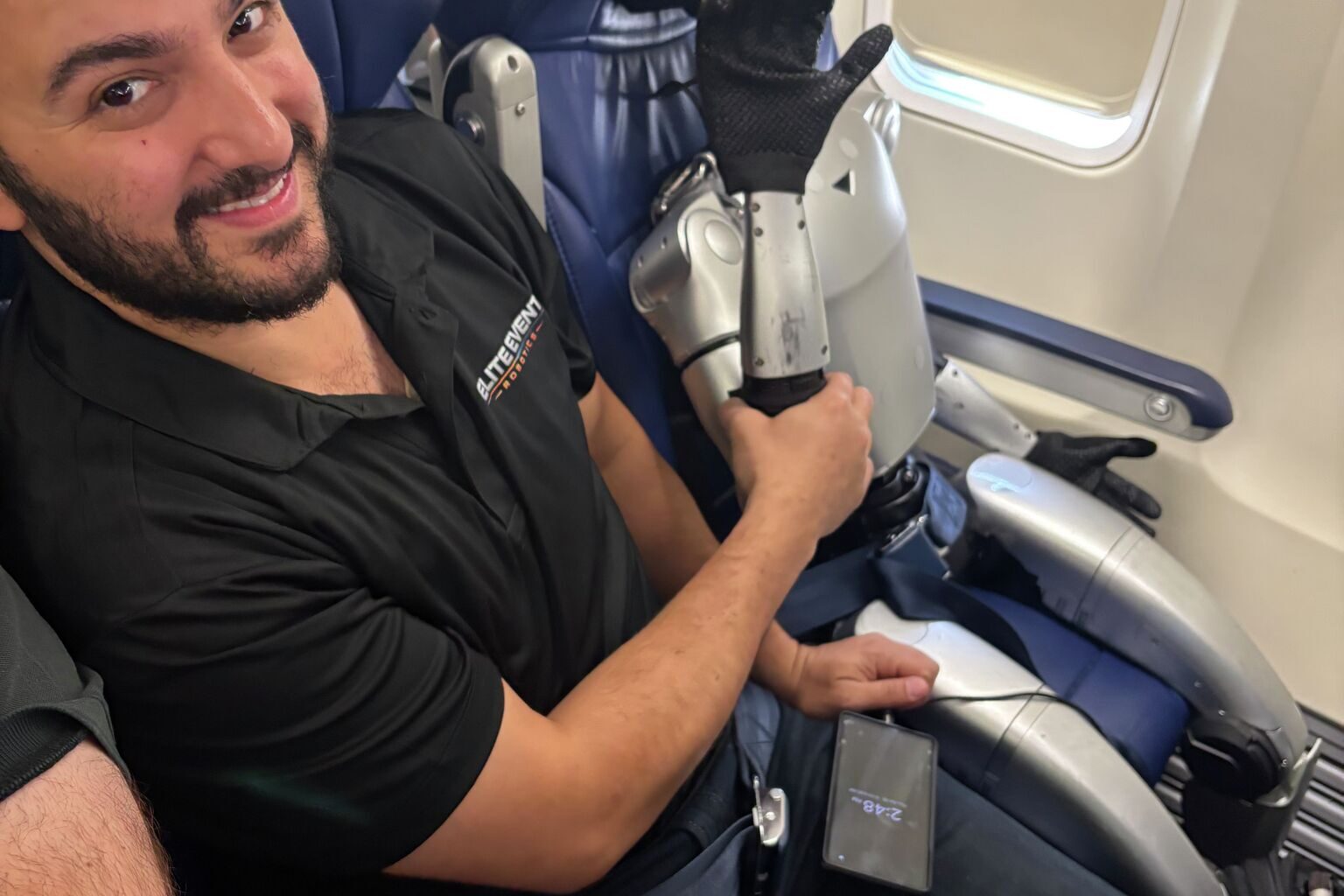 Robot passenger delays flight from Oakland to San Diego