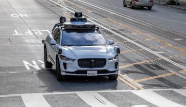 Robotaxis and Driverless Vehicles Can Now Be Ticketed in California. Yes, Really