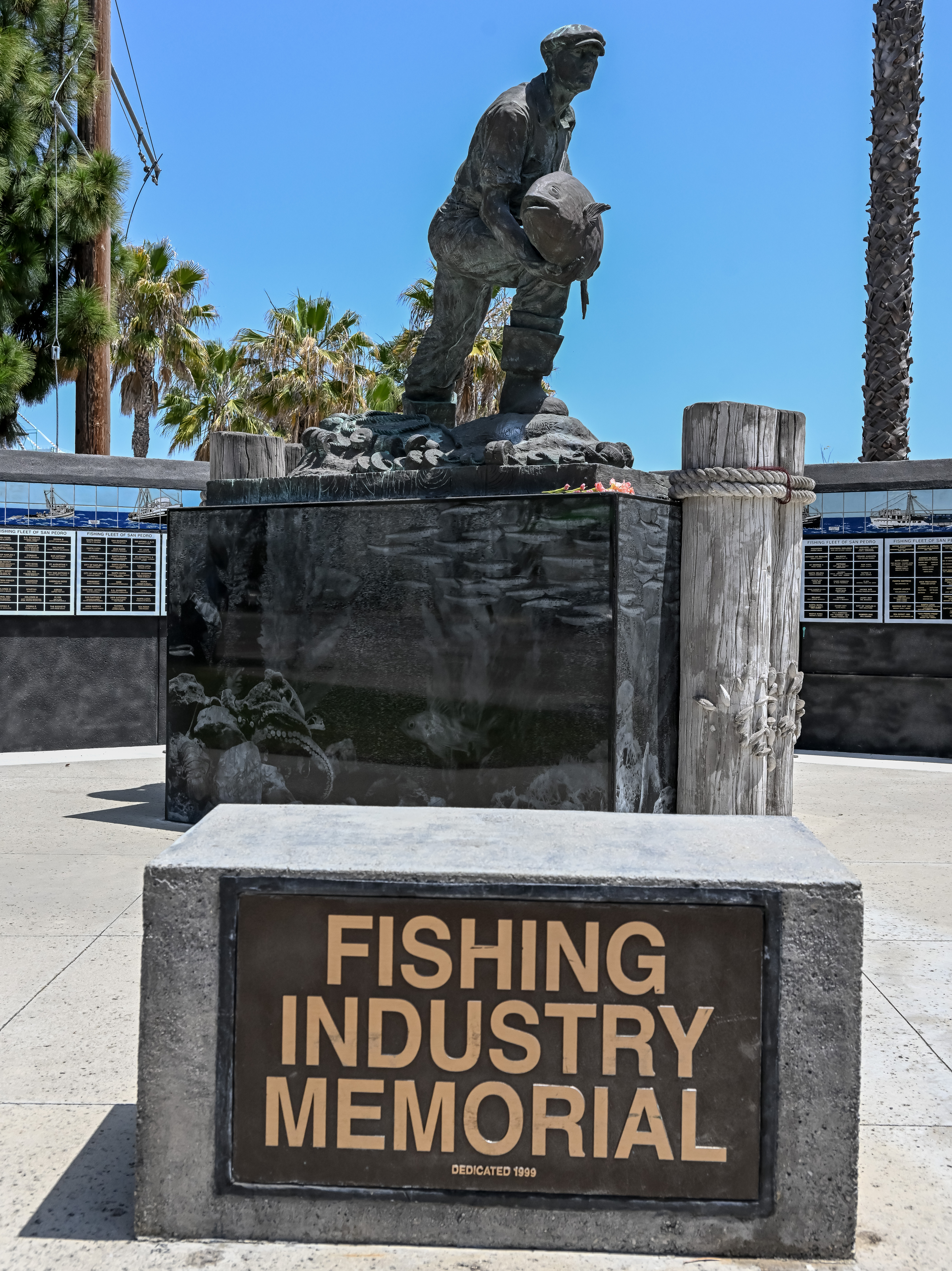 Fishing Industry Memorial (Photo by Gil Castro-Petres, Contributing Photographer)