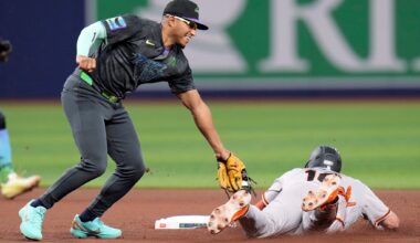 Home run call goes against Giants as San Francisco drops fifth in row
